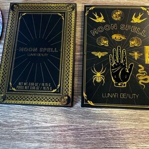 Lunar Beauty Moon Spell Eyeshadow Palette - Black and Gold